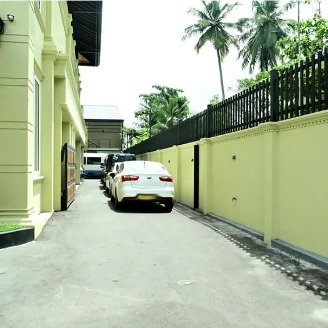 24/7 CCTV Surveillance